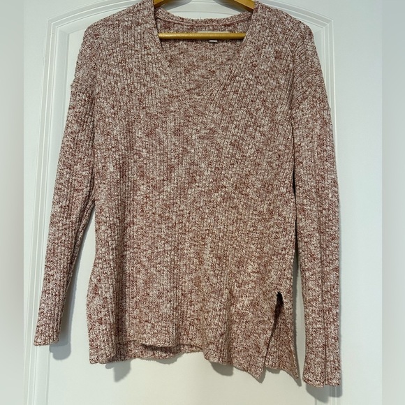 LOFT Sweaters - LOFT Rust Red and White Marbled V-neck Sweater